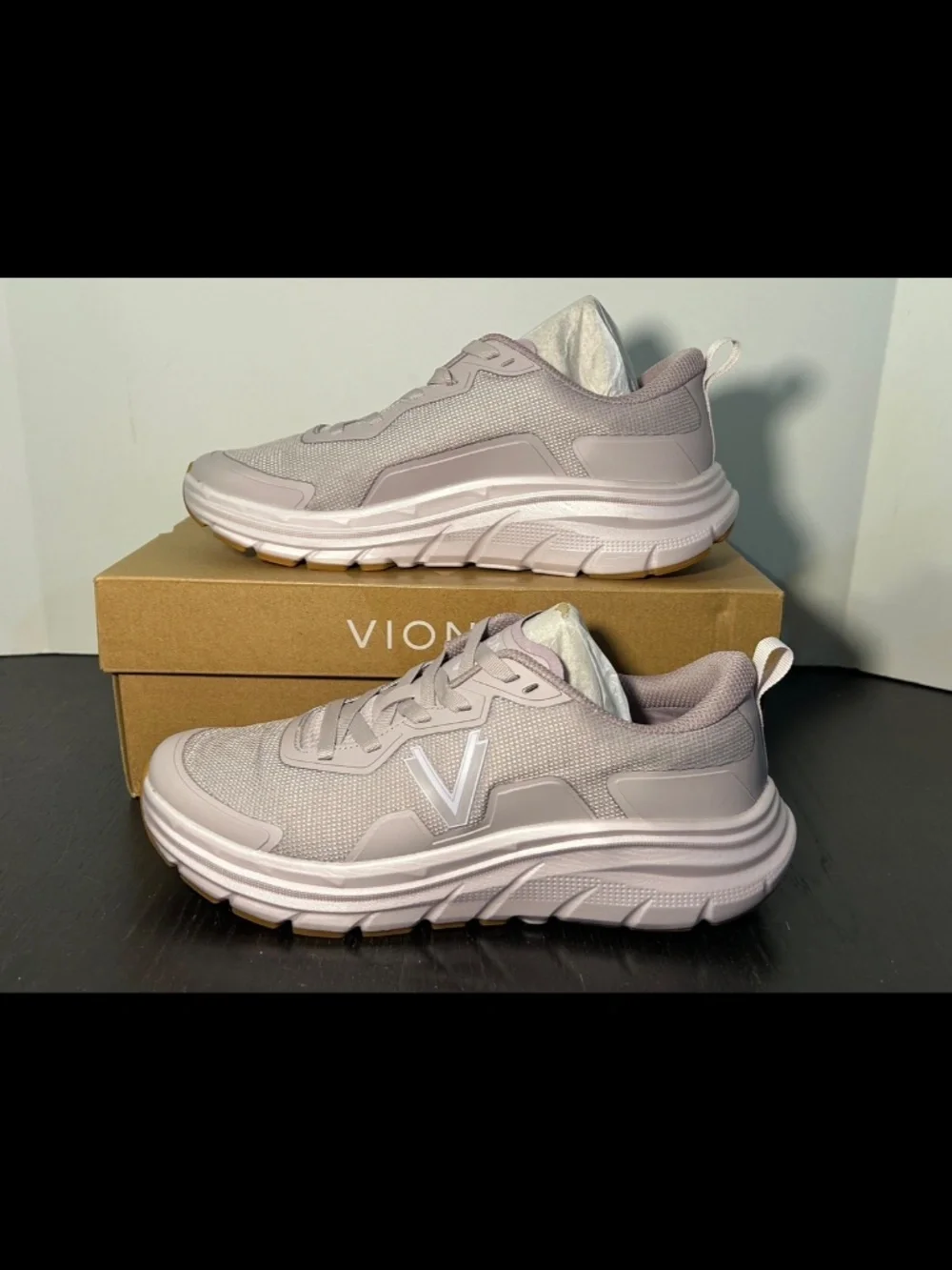 Vionic Walk Max Water Repellent Sneakers Shoes Magnolia Dusk Womans 11M